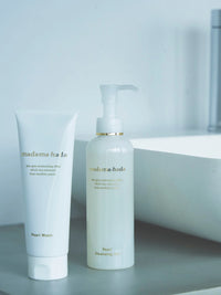 madama.hada Pearl Cleansing Gel